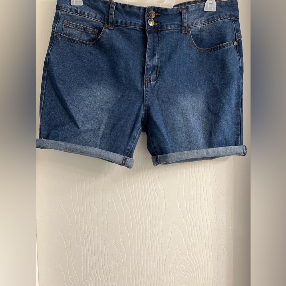 Supradenim juniors Bermuda shorts size 15